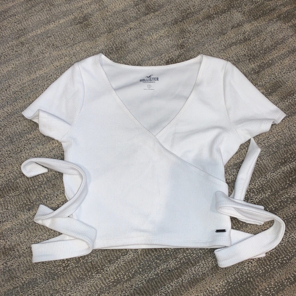 Hollister Wrap Crop Top